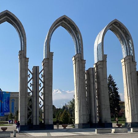 Стильная Студия Shadow Атакент Almaty Exteriér fotografie